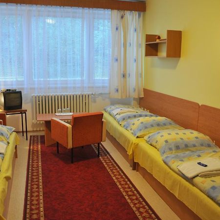 برنو Hotel Komarov المظهر الخارجي الصورة