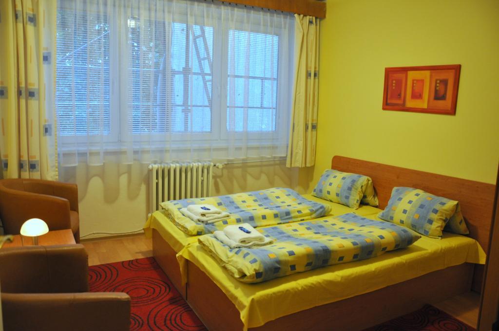 برنو Hotel Komarov المظهر الخارجي الصورة